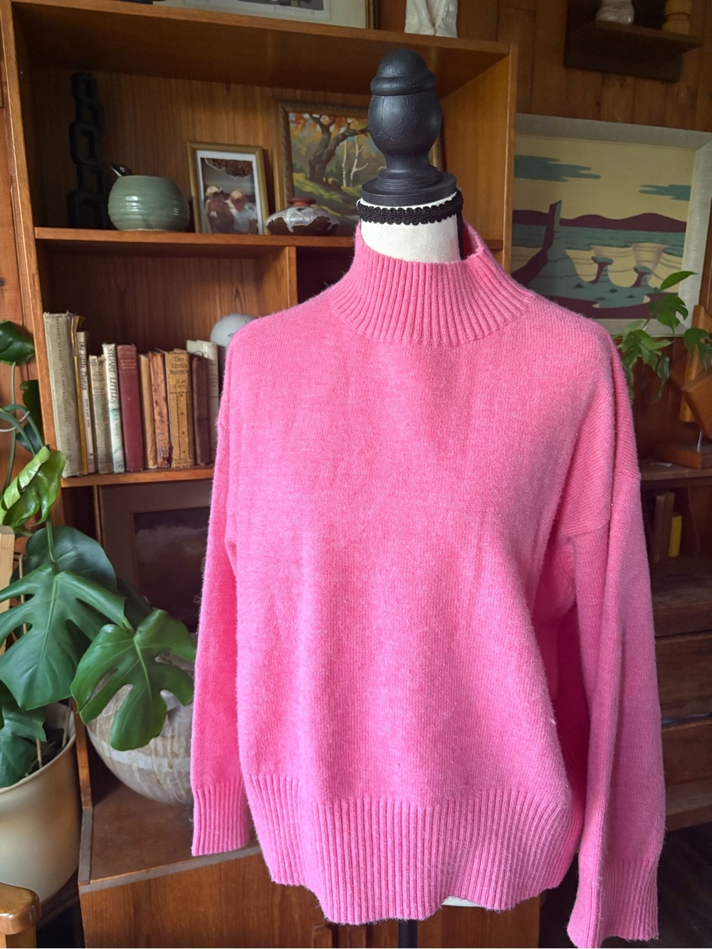 Madison the Label Hot Pink Funnel Neck Sweater S